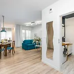 아파트 Venecja Chwaliszewo With Free Garage Center By Renters 포즈난