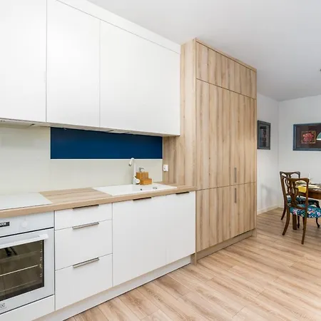 Venecja Chwaliszewo With Free Garage Center By Renters * بوزنان