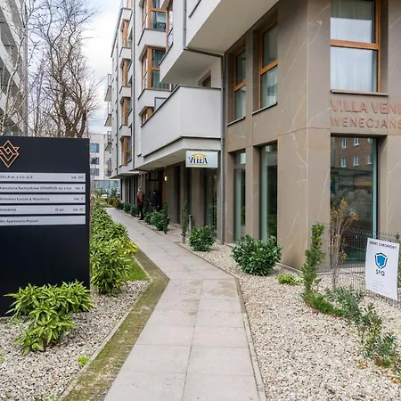 Venecja Chwaliszewo With Free Garage Center By Renters ポズナン