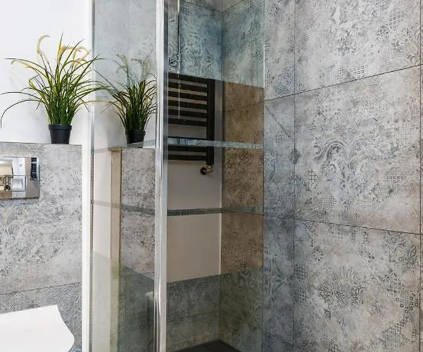 Venecja Chwaliszewo With Free Garage Center By Renters بوزنان